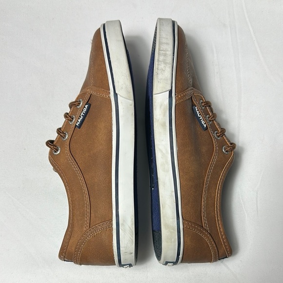 Nautica Brown Boat Shoes with White Soles - Picture 6 of 10
